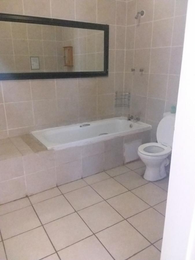 Larona Inn Mafikeng Eksteriør bilde